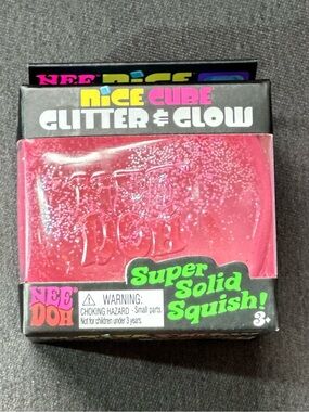 NeeDoh Nice Cube Glitter & Glow Pink Squishy